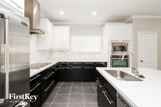 3805 Whisper Hollow Way in Fort Worth, TX - Building Photo - Building Photo
