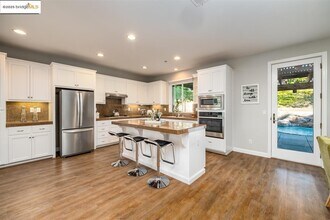 2700 St Regis Ave in Brentwood, CA - Building Photo - Building Photo