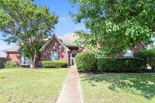 2055 Bohemia Cove in Memphis, TN - Building Photo