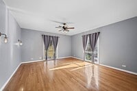3408 Roseland St photo'