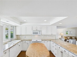 2857 Ellesmere Ave in Costa Mesa, CA - Building Photo - Building Photo