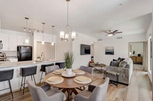 The Place at Silverbell Gateway in Tucson, AZ - Building Photo