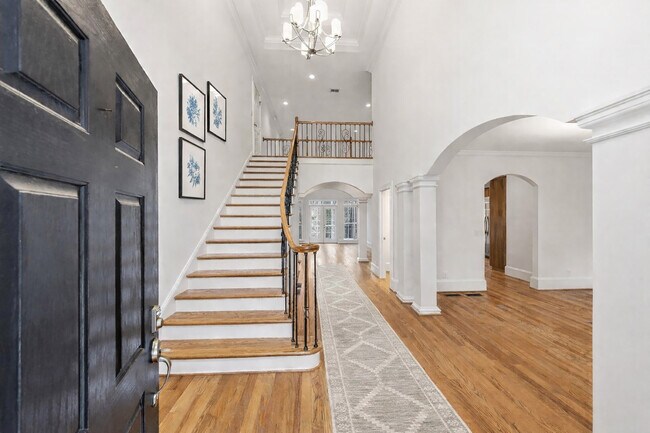 125 River N Cir in Atlanta, GA - Building Photo - Building Photo