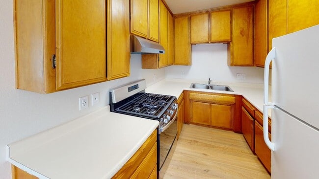 property at 602-604 South St