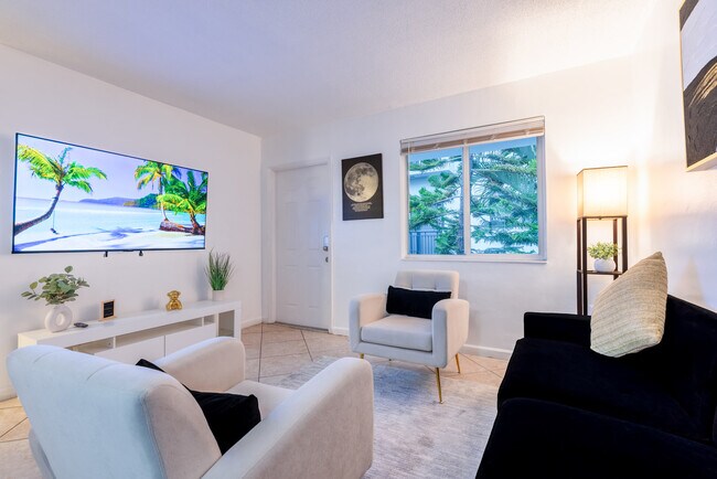 828 SW 2nd St in Miami, FL - Foto de edificio - Building Photo