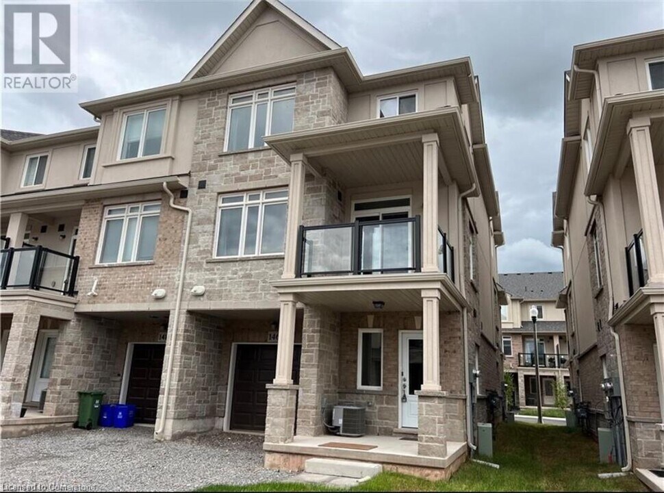 146 Sonoma Ln in Stoney Creek, ON - Building Photo