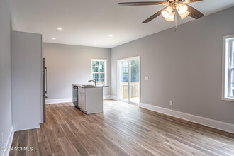 1060 W New York Ave in Southern Pines, NC - Building Photo - Building Photo