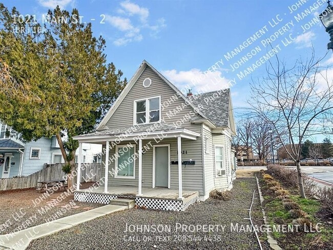 property at 1021 Main St