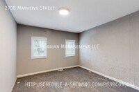 2708 Mathews St photo'