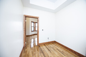 930 Hart St in Brooklyn, NY - Building Photo - Building Photo