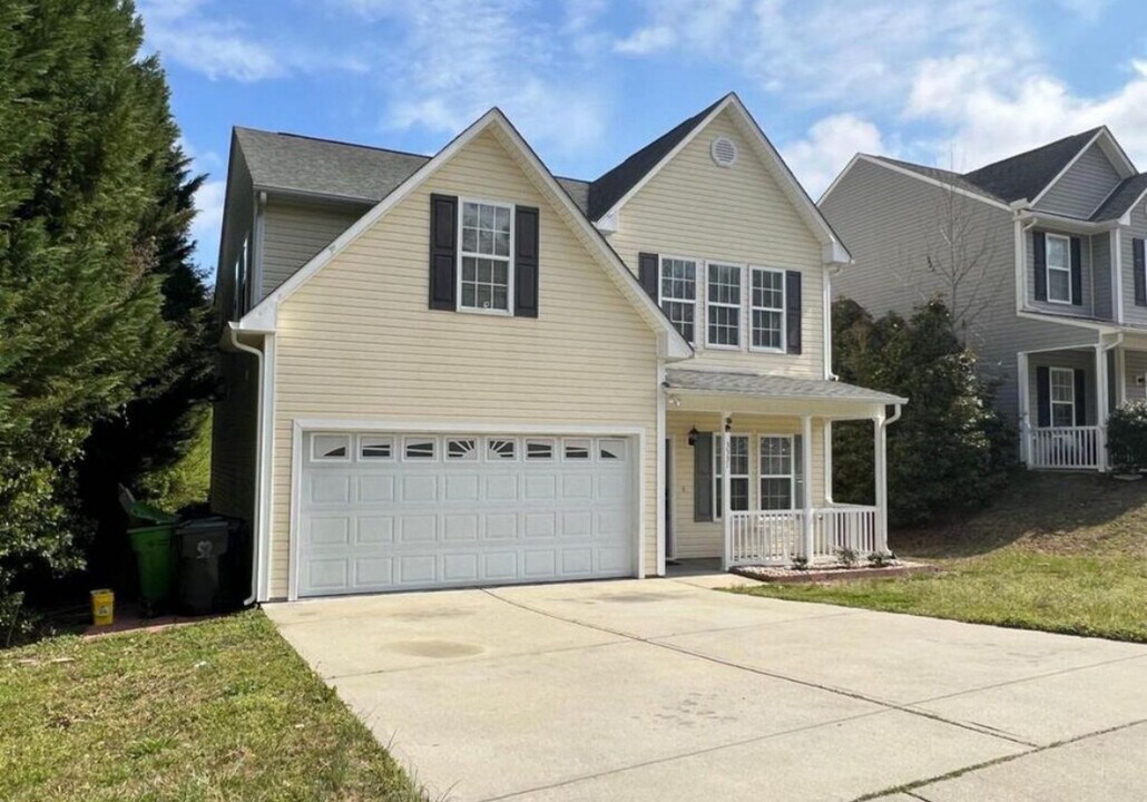 3531 Mackinac Island Ln in Raleigh, NC - Building Photo