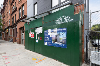 738 Grand St in Brooklyn, NY - Building Photo - Building Photo