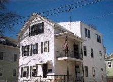 109 Tremont St in Central Falls, RI - Building Photo