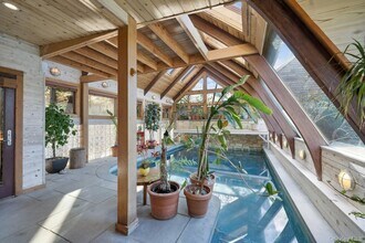 1 Burkeshire Dr in Sag Harbor, NY - Building Photo - Building Photo