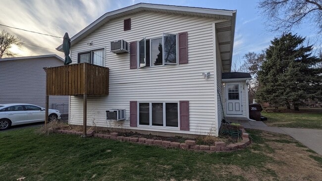 property at 118 25th St W
