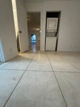 116 N F St-Unit -116 N F St Unit 1 in Lake Worth Beach, FL - Building Photo - Building Photo