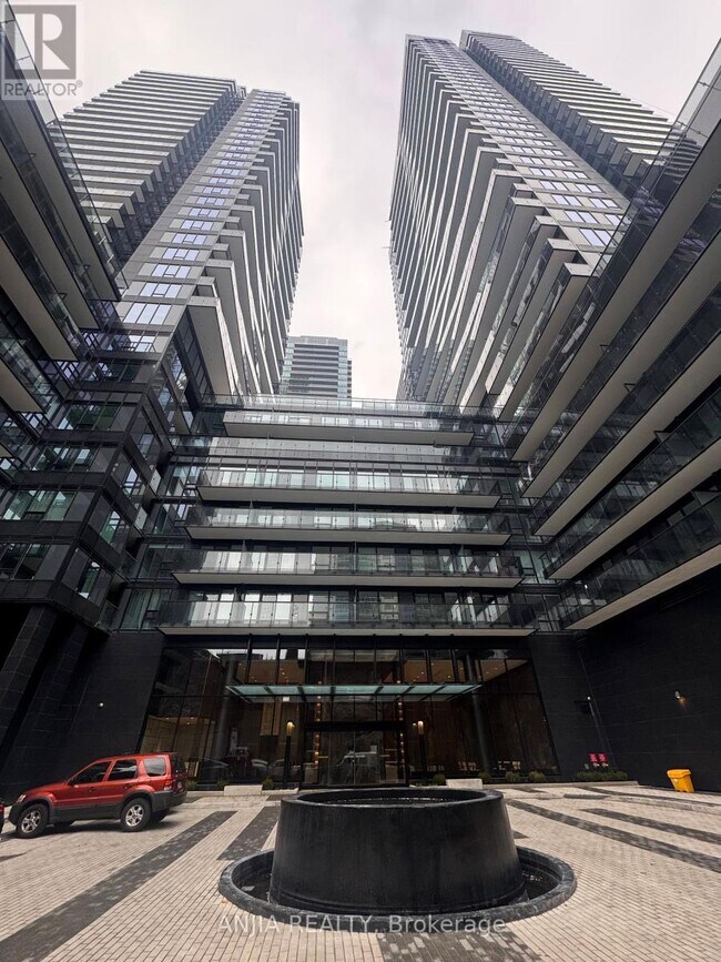 117-1117 Broadway Ave in Toronto, ON - Building Photo - Building Photo