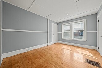 24 Chestnut St in Wakefield, MA - Building Photo - Building Photo