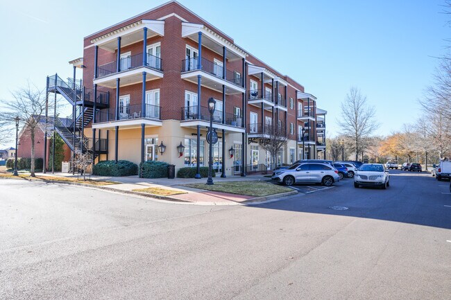 The Avenue Condominiums