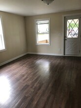 627 Hudson St in Eau Claire, WI - Building Photo - Building Photo