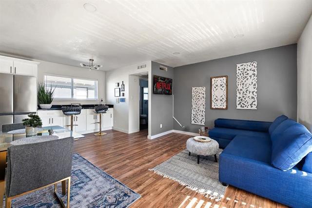 4811 Live Oak St in Dallas, TX - Building Photo