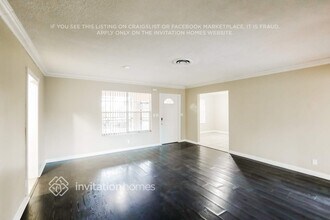 1501 N 46th Ave in Hollywood, FL - Foto de edificio - Building Photo