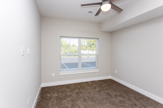 Preston Valley Apartments in Louisville, KY - Foto de edificio - Interior Photo
