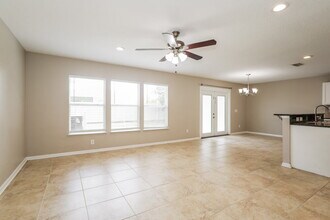 7109 Beekman Lake Dr in Jacksonville, FL - Building Photo - Building Photo