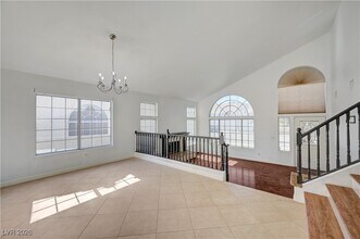 3572 Tobel Spring Dr in Las Vegas, NV - Building Photo - Building Photo