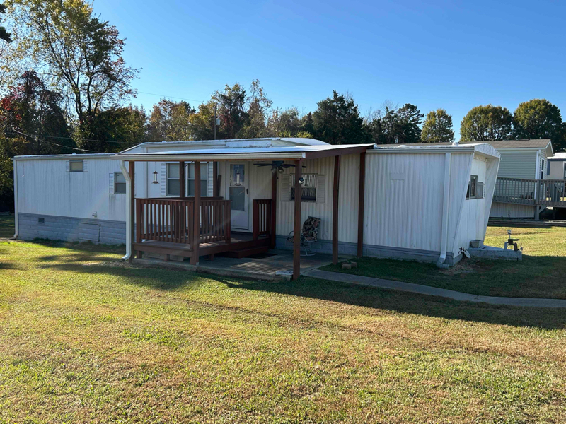 2051 Hatchery Rd in Burlington, NC - Building Photo