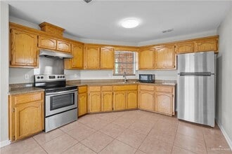 14 E St in Mission, TX - Building Photo - Building Photo