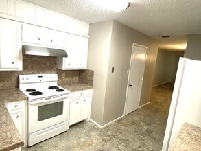 9818 Jordan Ave in Lubbock, TX - Building Photo - Building Photo