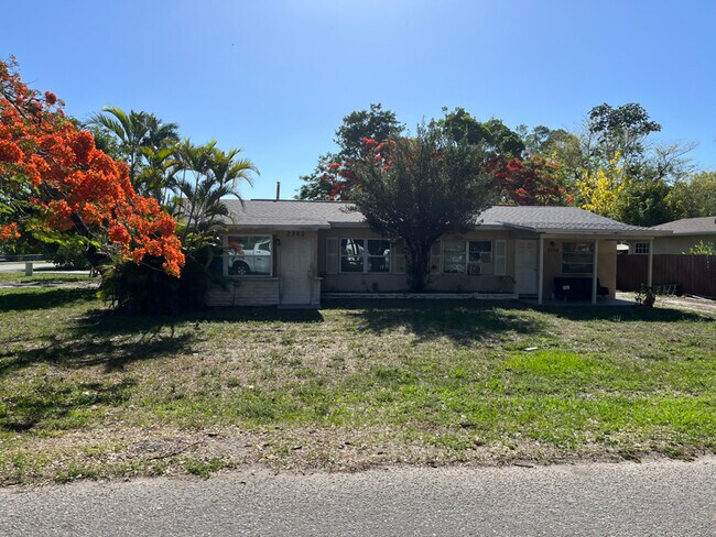 property at 2560 Congress St