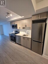 1010 Sandy Beach Rd in Pickering, ON - Building Photo - Building Photo