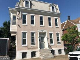 2666 Bridge St in Philadelphia, PA - Building Photo