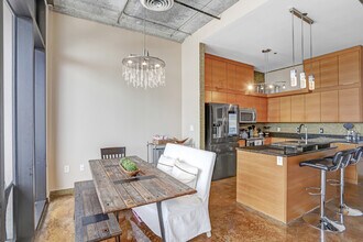 175 2nd St S, Unit 1014 in St. Petersburg, FL - Building Photo - Building Photo