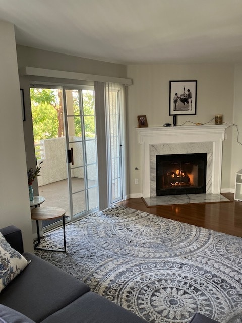 2623 Antonio Dr, Unit 2nd floor in Camarillo, CA - Foto de edificio