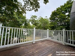 10 Selkirk Rd in Boston, MA - Building Photo - Building Photo