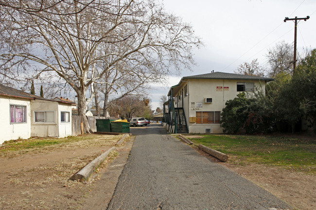 2760 Rio Linda Blvd in Sacramento, CA - Building Photo - Building Photo