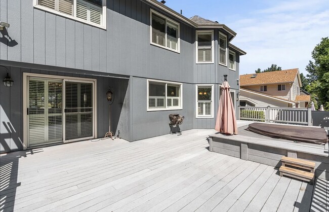 1406 SE Condor Pl in Gresham, OR - Building Photo - Building Photo