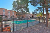 Desert Ridge Apartments photo'