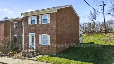 1658 Foxhaven Dr in Richmond, KY - Building Photo - Building Photo