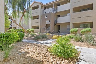 4200 S Valley View Blvd in Las Vegas, NV - Building Photo