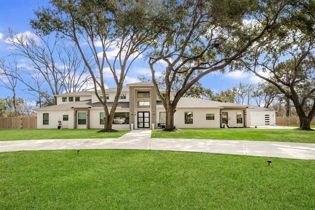 26511 Meadow Ln in Katy, TX - Building Photo - Building Photo