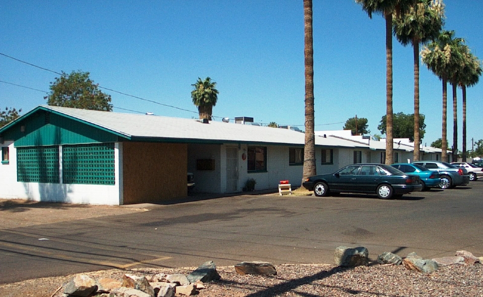 712-716 N 39th Ave in Phoenix, AZ - Building Photo