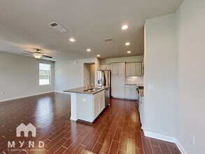 13800 Lyndhurst St in Austin, TX - Building Photo - Building Photo