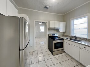1104 W Kirby St in Tampa, FL - Foto de edificio - Building Photo