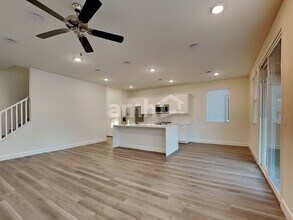 10375 Medusita St in Las Vegas, NV - Building Photo - Building Photo