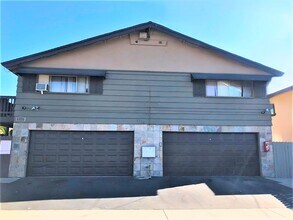 7722 Cypress Dr, Unit A in Huntington Beach, CA - Building Photo - Building Photo