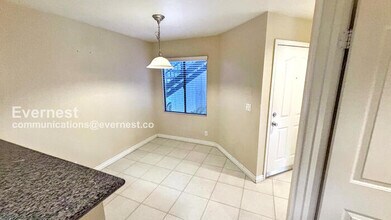8455 W Sahara Ave in Las Vegas, NV - Building Photo - Building Photo